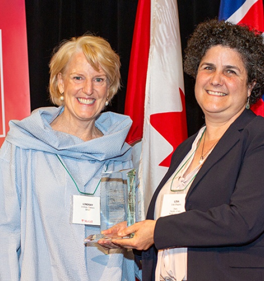 Distinguished Leader Award recipient Lindsay Glassco (left) with Lisa Shapiro, Dean of the Faculty of Arts