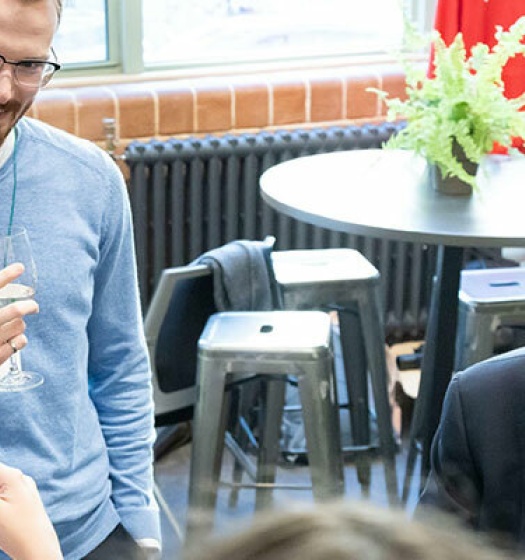 Vadasz Scholars chat with Les Vadasz