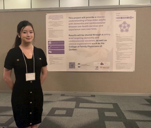 Ting Wang presents her research. 